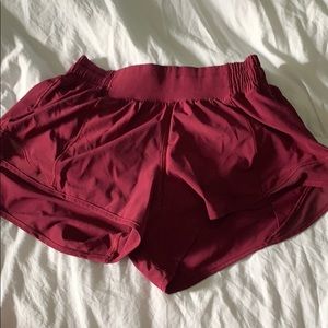 LULULEMON SPEED SHORT SIZE 4